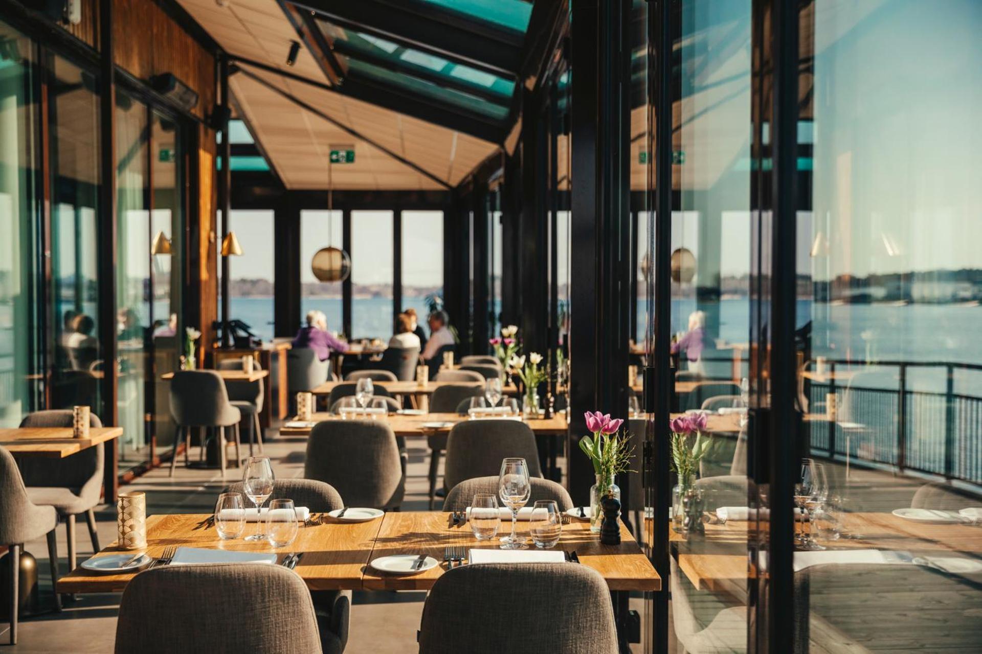 Slottsholmen Hotell Och Restaurang Västervik Екстериор снимка