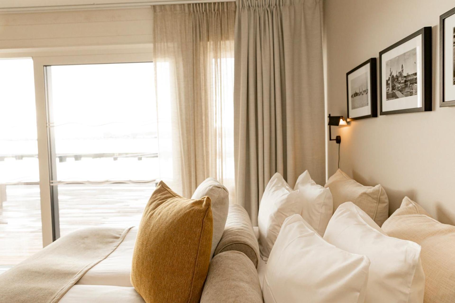 Slottsholmen Hotell Och Restaurang Västervik Екстериор снимка