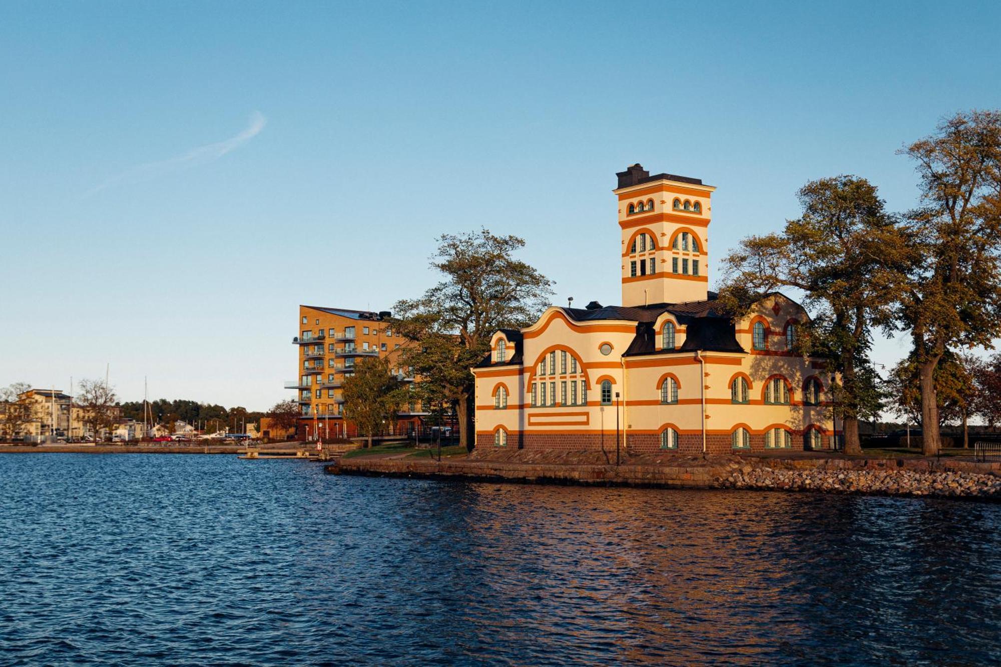 Slottsholmen Hotell Och Restaurang Västervik Екстериор снимка